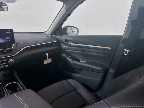 New 2025 Nissan Altima 2.5 SL image 25