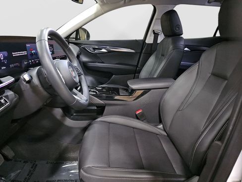 Used 2025 Buick Envision Preferred image 16