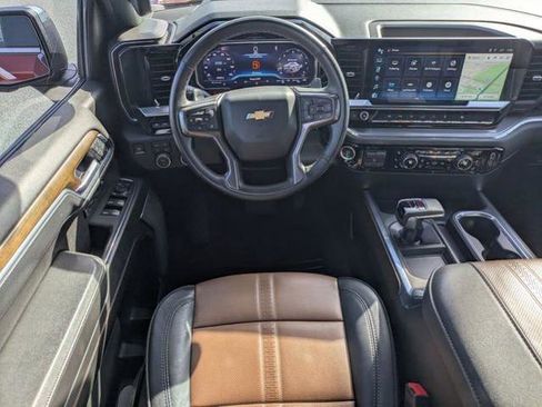 New 2025 Chevrolet Silverado 1500 High Country w/ High Country Premium Package AWD/4WD image 18