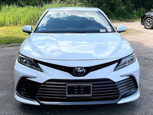 Used 2024 Toyota Camry LE FWD image 2