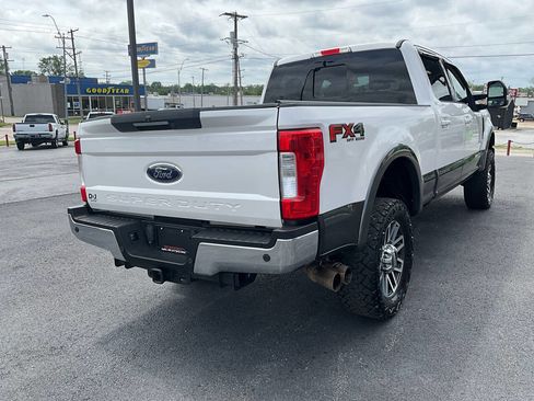 Used 2017 Ford F250 Lariat w/ Lariat Ultimate Package image 5