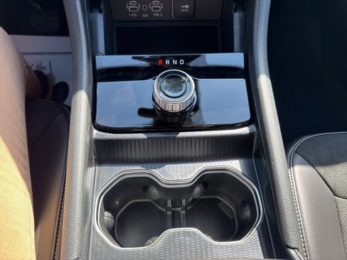 New 2025 Jeep Grand Cherokee Altitude image 17