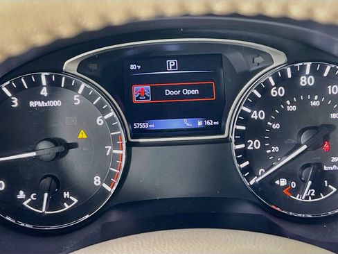 Used 2017 Nissan Altima 2.5 SV FWD image 12