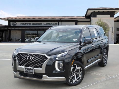 Used 2022 Hyundai Palisade Calligraphy FWD image 1