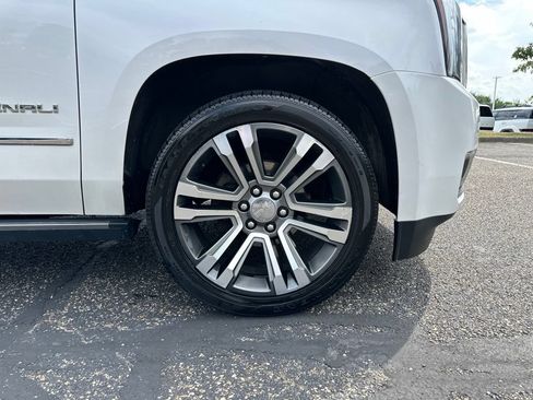 Used 2019 GMC Yukon XL Denali w/ Denali Ultimate Package AWD/4WD image 21