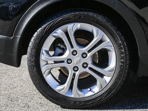 Used 2019 Chevrolet Bolt LT image 10