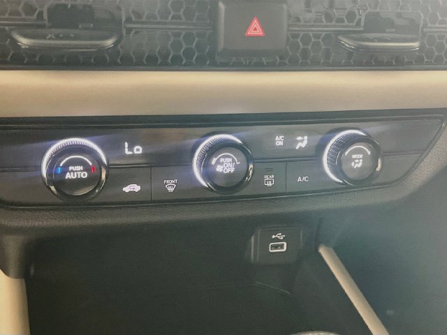 Used 2025 Honda HR-V LX image 23