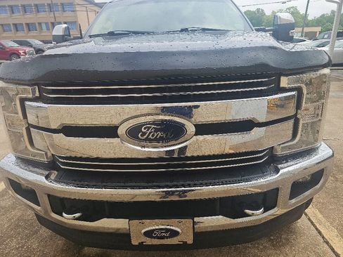 Used 2017 Ford F350 Lariat w/ Chrome Package AWD/4WD image 2