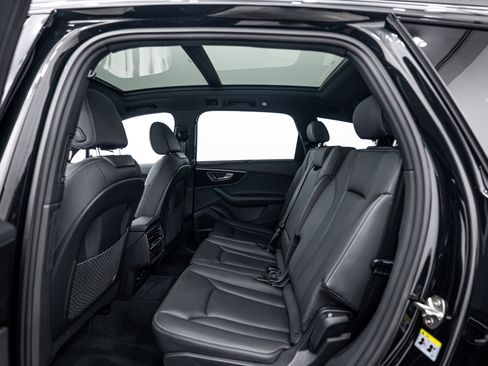 Certified 2025 Audi Q7 2.0T Premium Plus w/ Premium Plus Package image 18