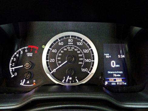 Used 2021 Toyota Corolla LE FWD image 17