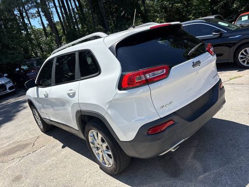 Used 2014 Jeep Cherokee Limited AWD/4WD image 7