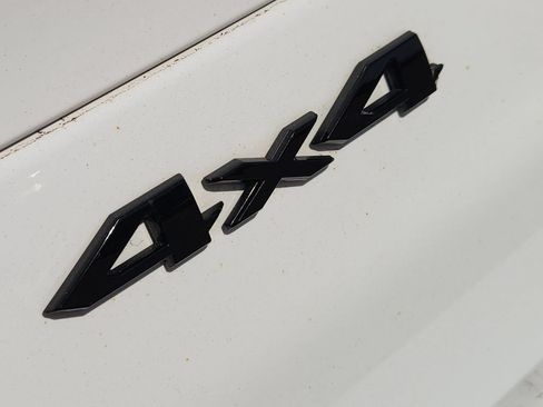 Used 2023 Jeep Grand Cherokee L Laredo AWD/4WD image 14
