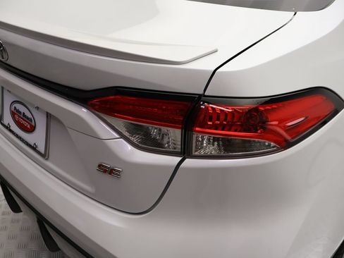 Certified 2024 Toyota Corolla SE FWD image 9