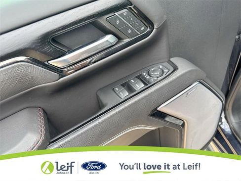 Used 2024 GMC Sierra 2500 AT4X image 19