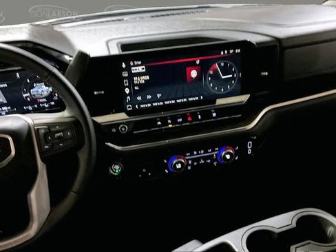 Certified 2026 GMC Sierra 1500 SLT AWD/4WD image 30