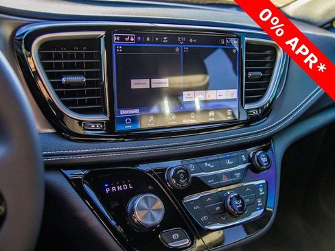 New 2026 Chrysler Pacifica Select w/ S Appearance Package FWD image 31