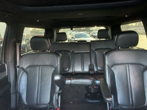 Used 2022 Jeep Wagoneer Series II w/ Premium Group I image 32