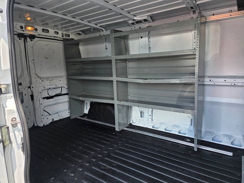 Used 2023 RAM ProMaster 2500 FWD image 13