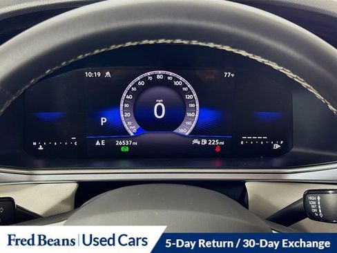 Used 2025 Volkswagen Taos SE AWD/4WD image 17