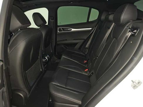 Used 2024 Alfa Romeo Stelvio Ti AWD/4WD image 6