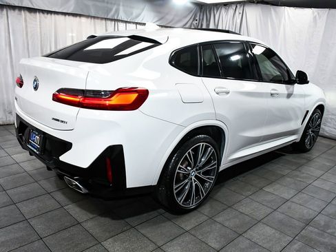 Used 2023 BMW X4 xDrive30i w/ M Sport Package AWD/4WD image 6