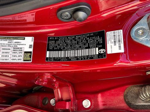 Used 2024 Toyota Corolla SE image 19