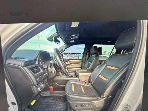 Used 2021 GMC Yukon XL AT4 w/ AT4 Premium Plus Package AWD/4WD image 9