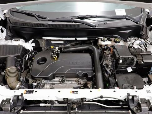 Used 2023 Chevrolet Equinox LT image 24