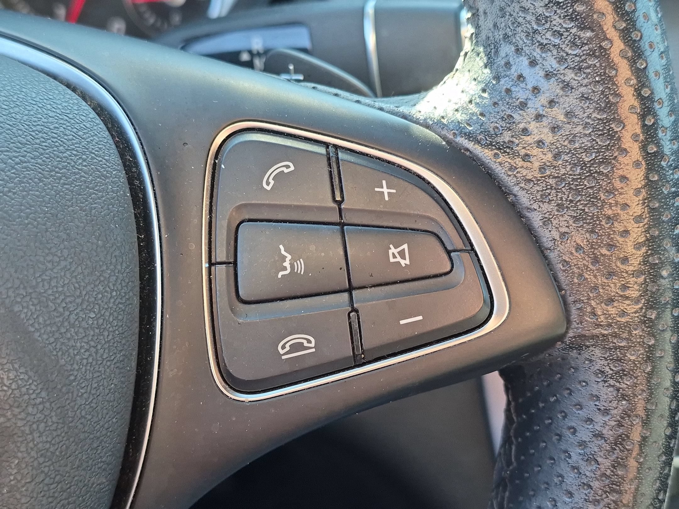 Used 2019 Mercedes-Benz GLA 250 4MATIC image 17