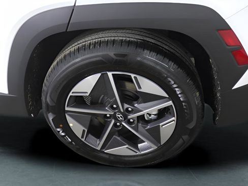 New 2025 Hyundai Tucson SEL FWD image 10