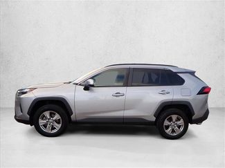 Used 2022 Toyota RAV4 XLE video 2