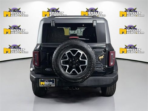 Used 2024 Ford Bronco Outer Banks image 6