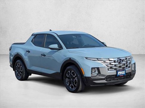 Used 2023 Hyundai Santa Cruz SEL image 3