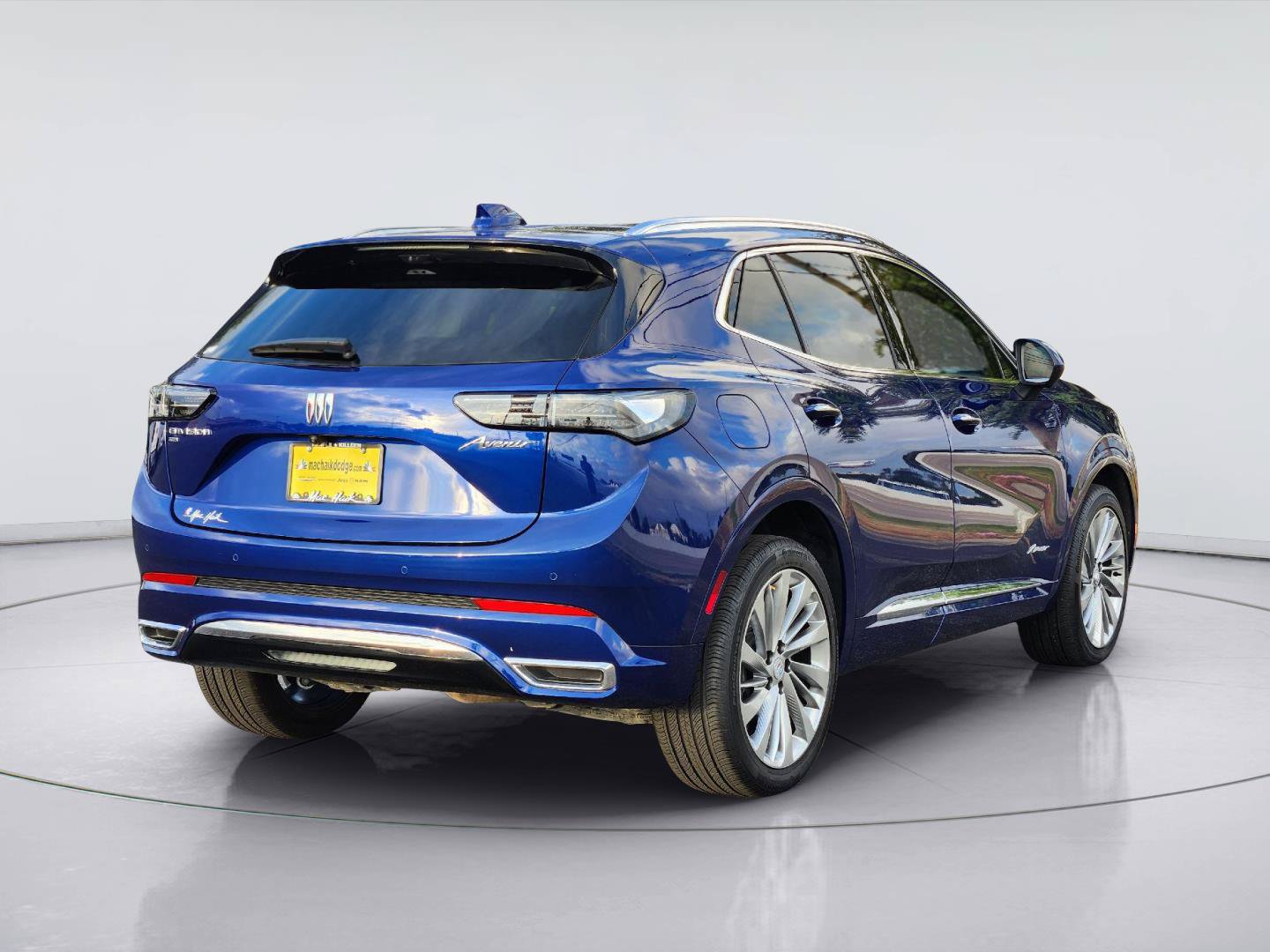 Used 2024 Buick Envision Avenir AWD/4WD image 5
