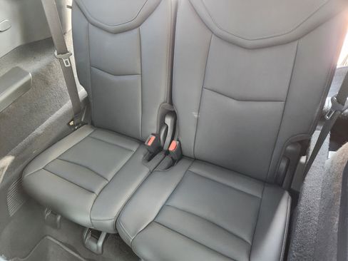 Used 2023 Cadillac XT6 Premium Luxury image 45