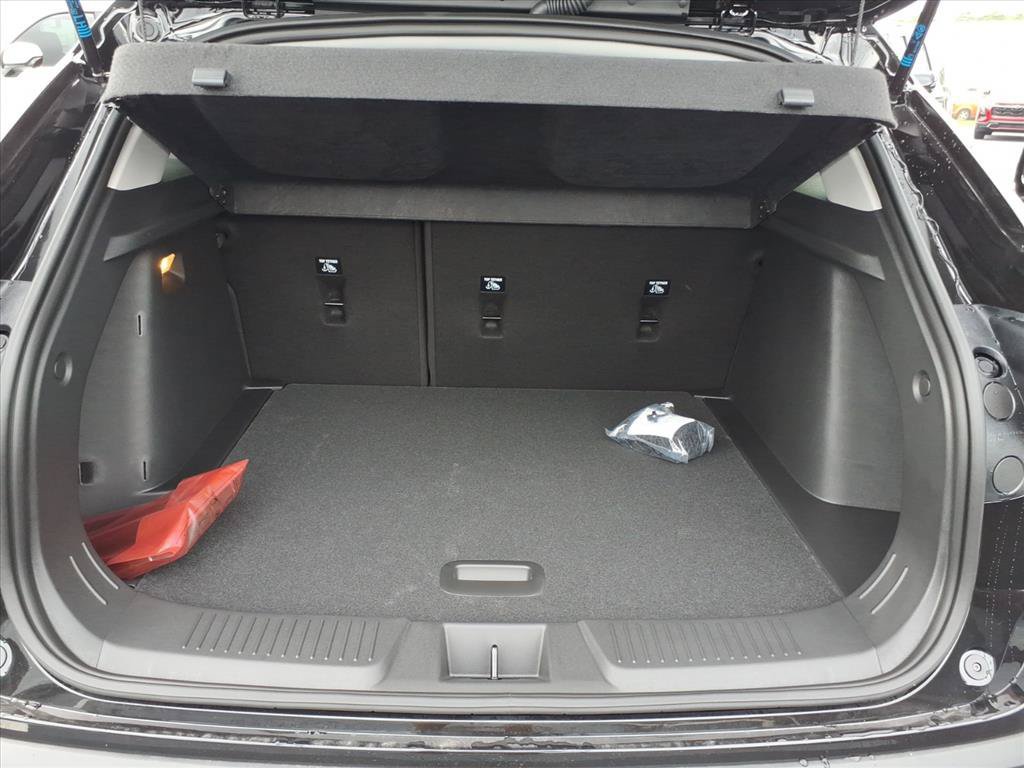 New 2026 Chevrolet Trax ACTIV FWD image 15