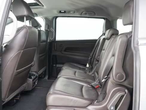 Used 2019 Honda Odyssey EX-L image 16