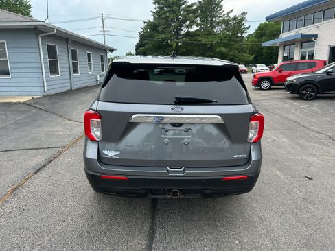 Used 2022 Ford Explorer 4WD w/ Class IV Trailer Tow Package image 4