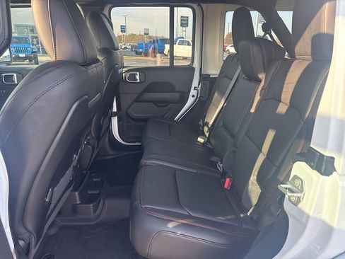 New 2026 Jeep Wrangler Unlimited Rubicon image 25