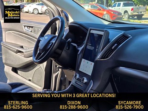 Used 2023 Ford Edge Titanium image 34