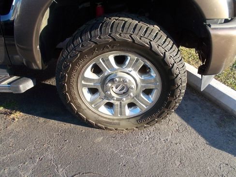 Used 2016 Ford F250 King Ranch w/ King Ranch w/Chrome Package image 28