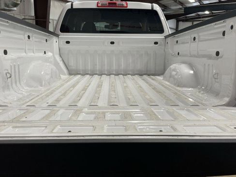 Used 2022 Chevrolet Colorado LT w/ Fleet Safety Package image 22