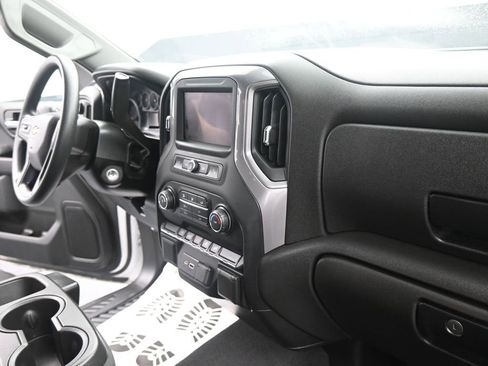 Used 2021 Chevrolet Silverado 1500 Custom image 6