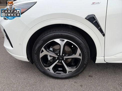 Certified 2023 Ford Escape ST-Line Elite w/ Premium Technology Package AWD/4WD image 13