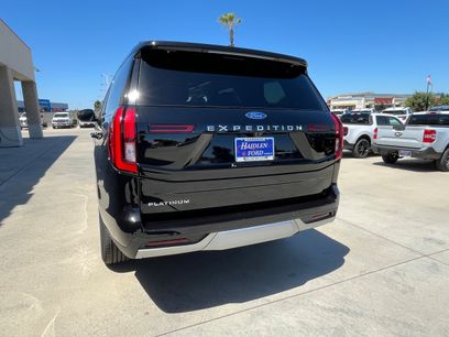 New 2026 Ford Expedition Platinum w/ Platinum Ultimate Package