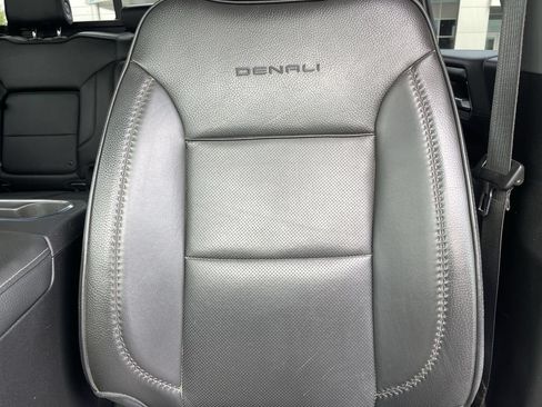 Used 2024 GMC Sierra 2500 Denali AWD/4WD image 23
