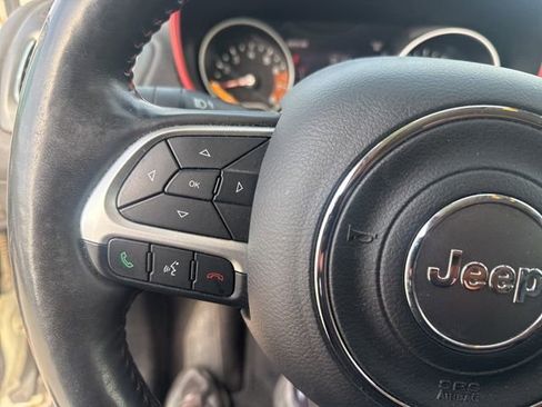 Used 2017 Jeep Compass Trailhawk w/ Leather Interior Group image 18