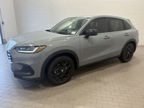 Used 2024 Honda HR-V Sport image 5