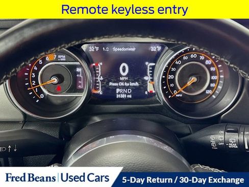 Used 2022 Jeep Wrangler Unlimited Sahara w/ Cold Weather Group image 15