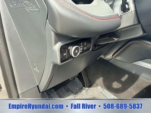 Used 2025 Ford Explorer ST-Line AWD/4WD image 23